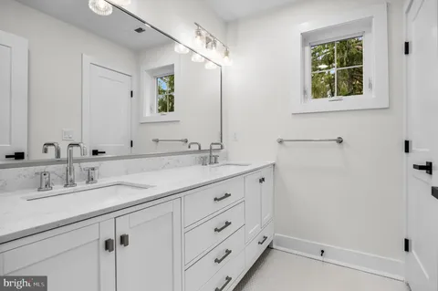 $1,650,000 | 201 Centre Street, Haddonfield, NJ 08033