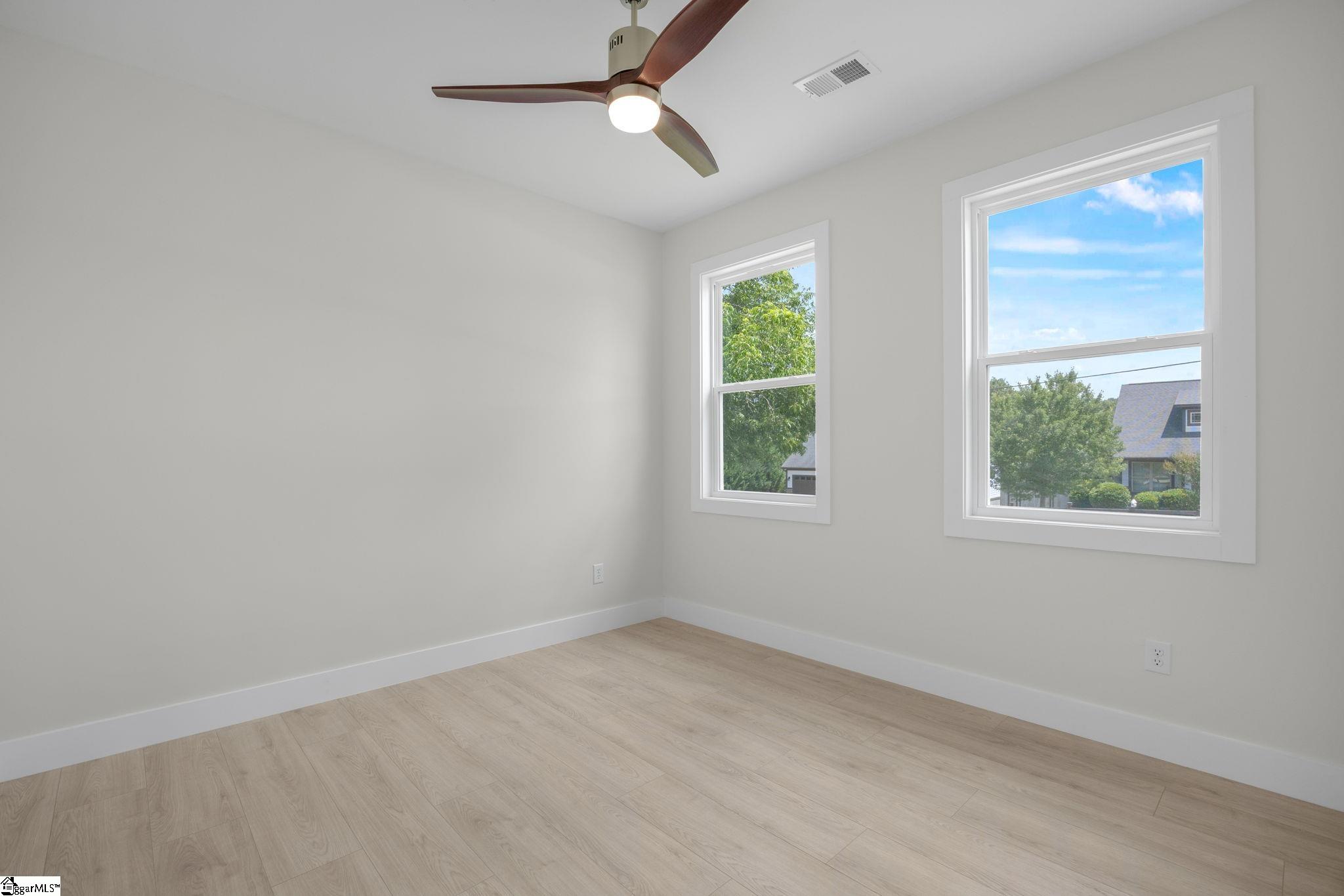 2024 Edwards Lake Road Greer, SC 29651 - Photo 23 of 39