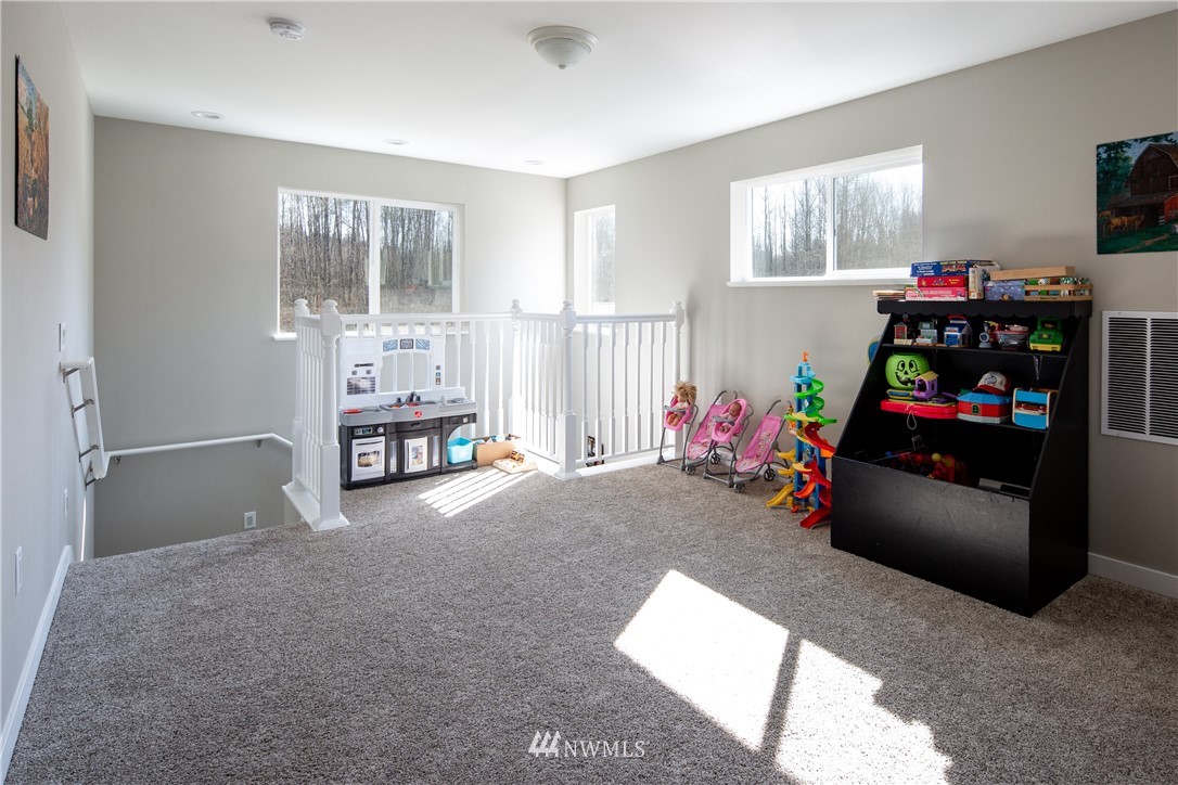 2737 Overpass Road Bow, WA 98232 - Photo 34 of 40 Gallery Image 34