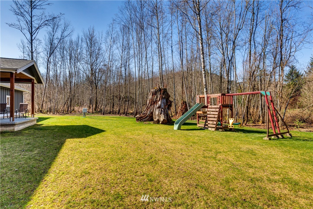 2737 Overpass Road Bow, WA 98232 - Photo 9 of 40 Gallery Image 9
