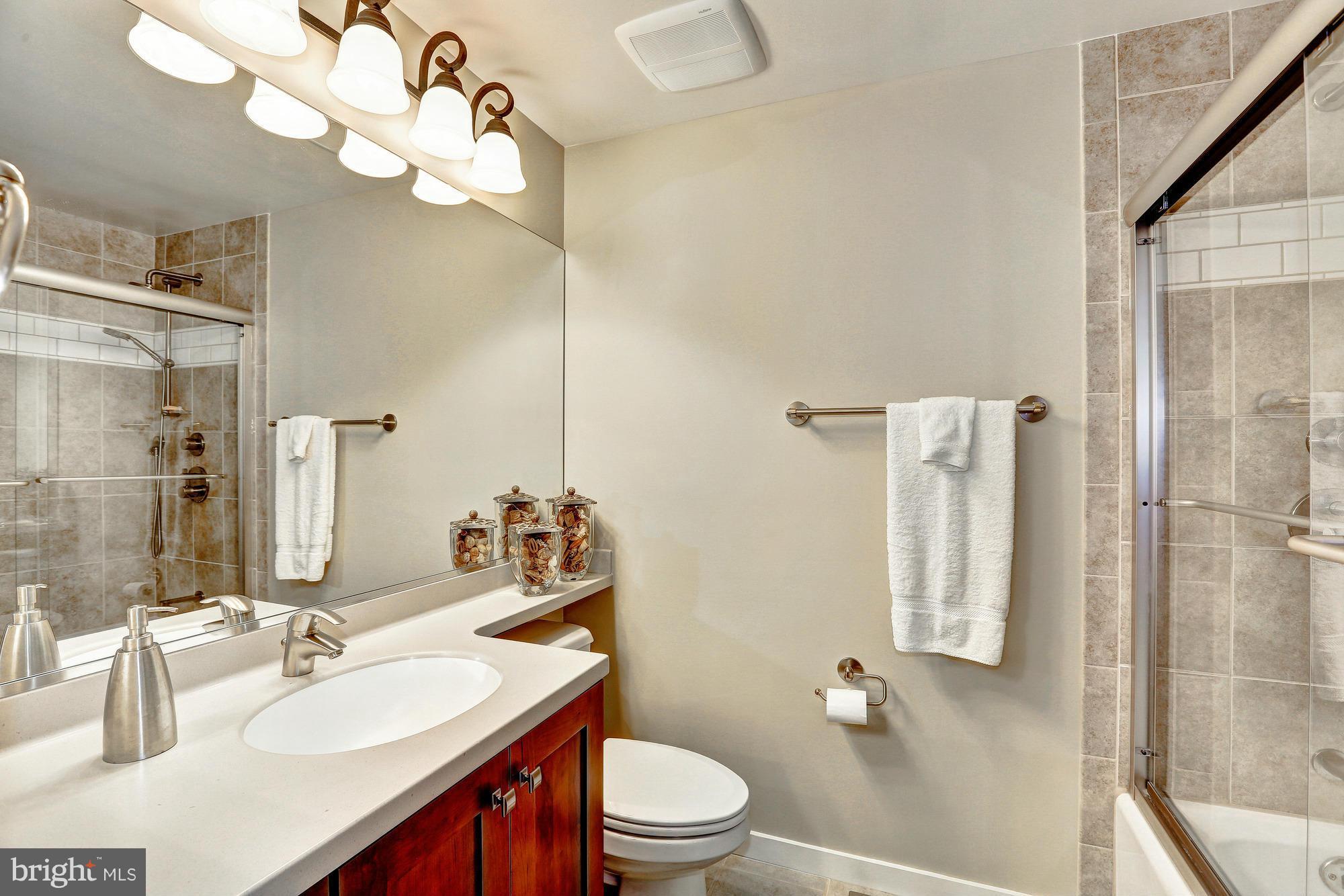 11729 Farside Road Ellicott City, MD 21042 - Photo 22 of 30 Bath