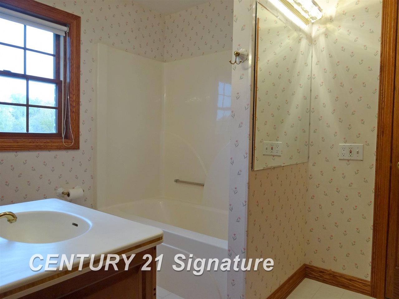 7159 Curtis Road Frankenmuth, MI 48734 - Photo 26 of 46
