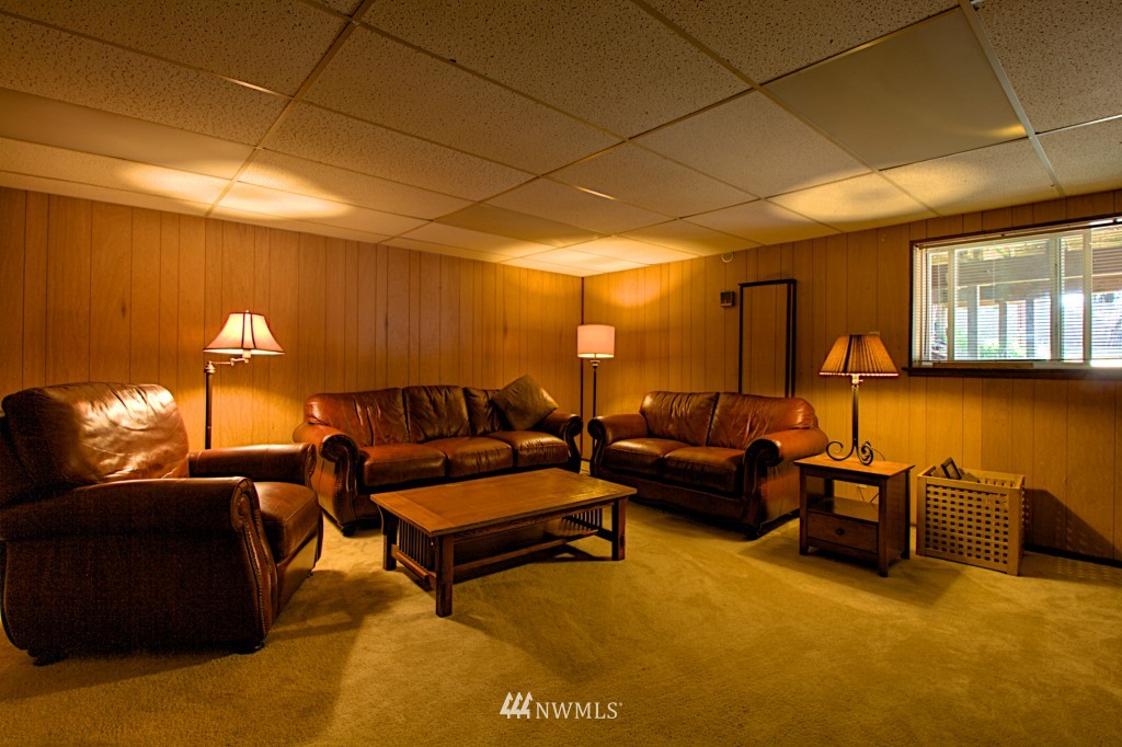 12627 Southeast 169th Place Renton, WA 98058 - Photo 15 of 18 Gallery Image 15