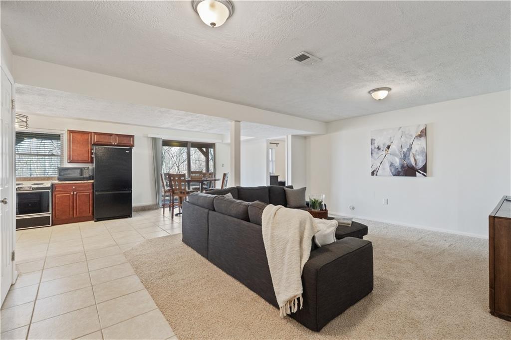 271 Shafer Road Coraopolis, PA 15108 - Photo 30 of 50 Gallery Image 30