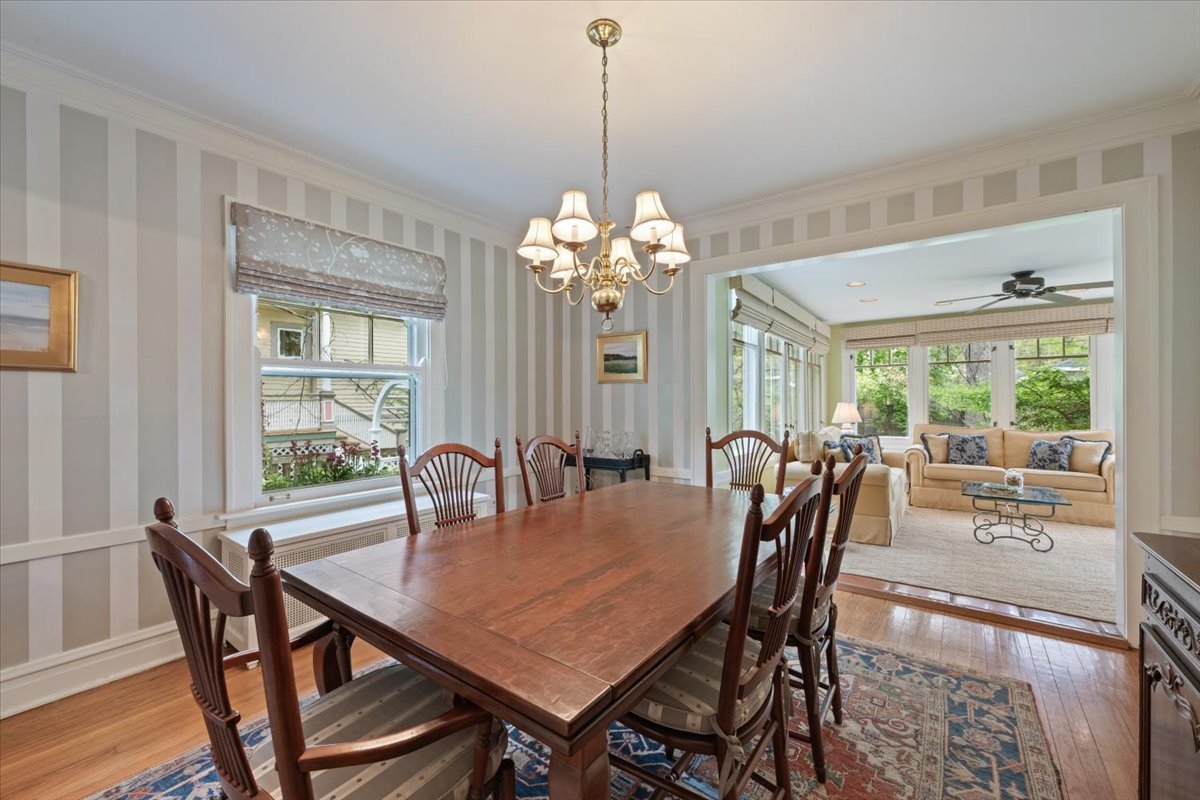 2311 Park Place Evanston, IL 60201 - Photo 11 of 41
