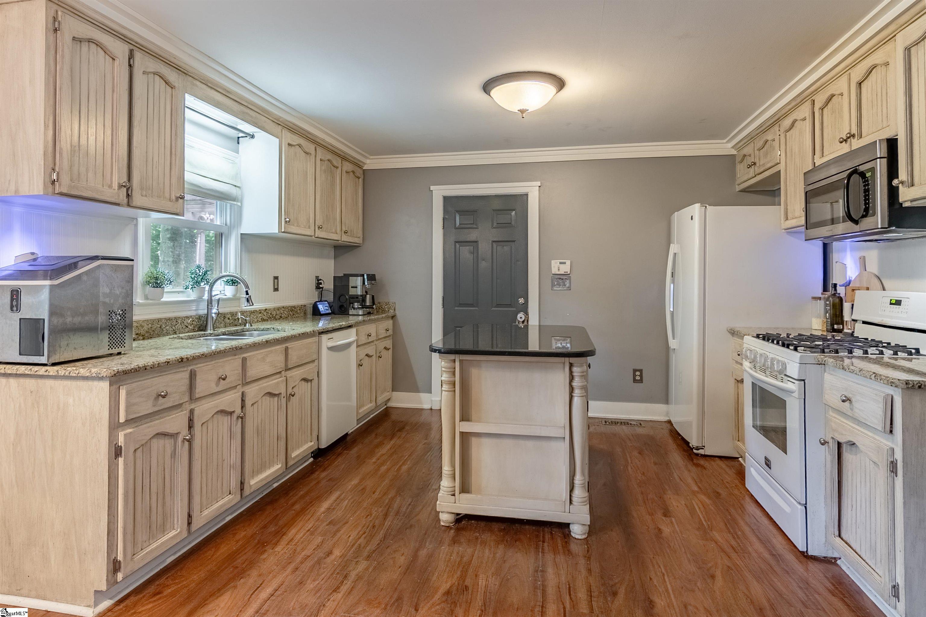505 Hunters Hill Road Simpsonville, SC 29680 - Photo 9 of 25