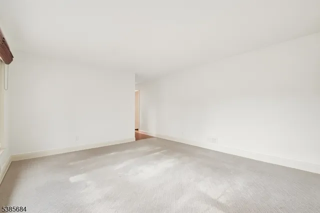 $999,000 | 19 Juniper Way, Bernards, NJ 07920