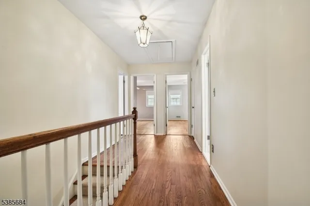 $999,000 | 19 Juniper Way, Bernards, NJ 07920