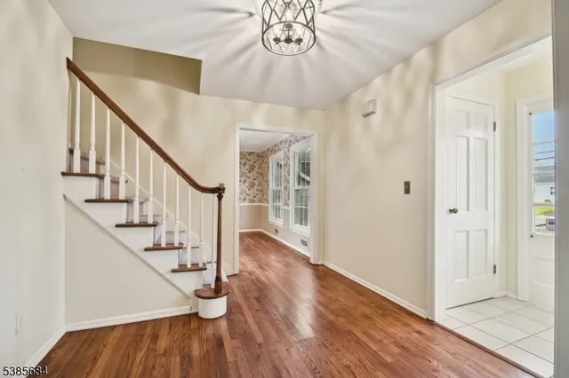 $999,000 | 19 Juniper Way, Bernards, NJ 07920