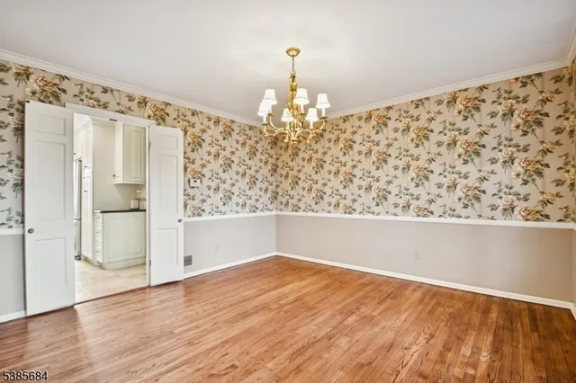 $999,000 | 19 Juniper Way, Bernards, NJ 07920