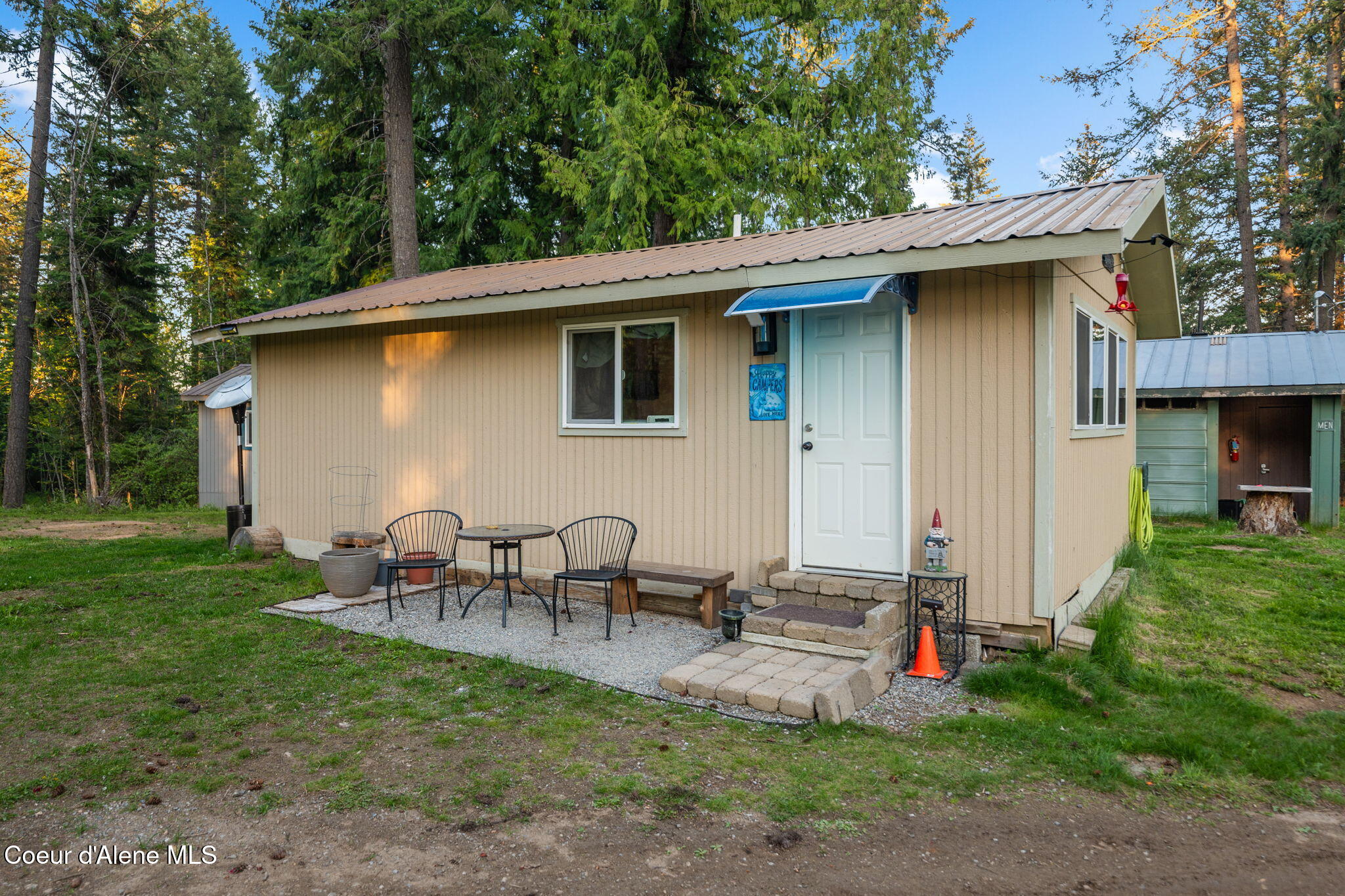 8072 West Radmer Road Rathdrum, ID 83858 - Photo 16 of 45 1-1 Cabin W/ Kitchen