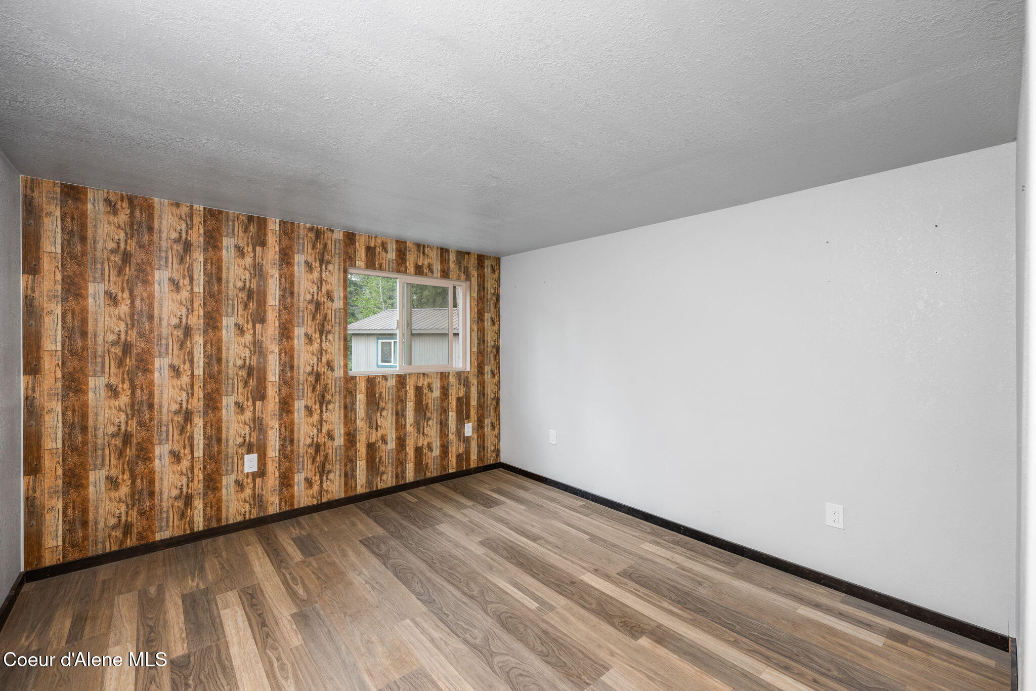 8072 West Radmer Road Rathdrum, ID 83858 - Photo 19 of 45 1-1 Cabin Bedroom
