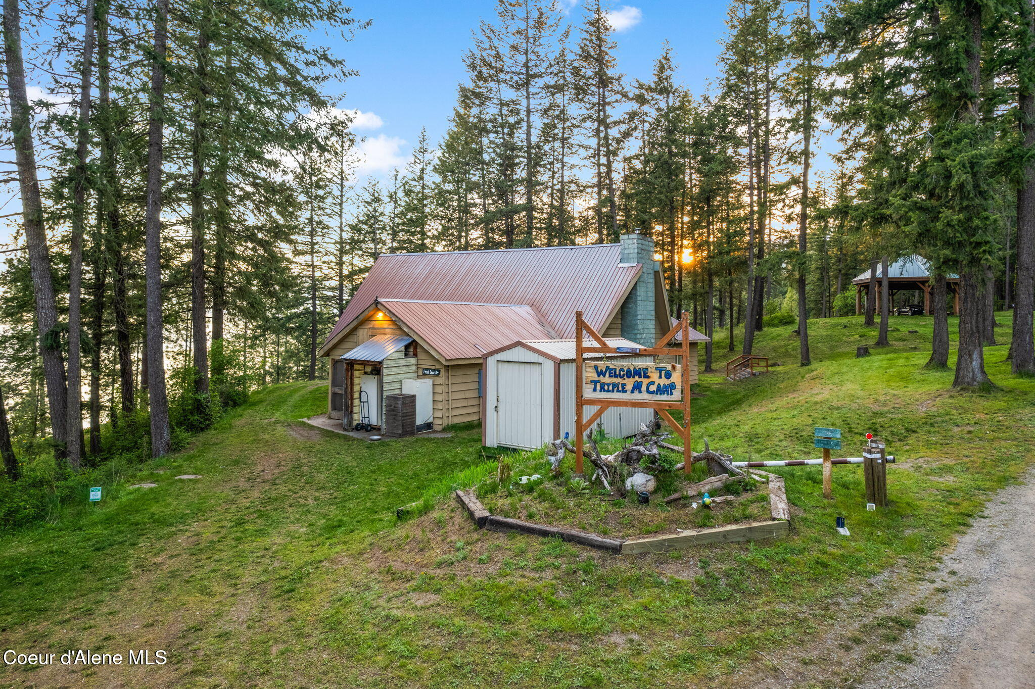 8072 West Radmer Road Rathdrum, ID 83858 - Photo 2 of 45 Entrance 2