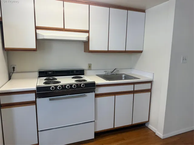 $1,925 | 393 Long Beach Road, Island Park, NY 11558