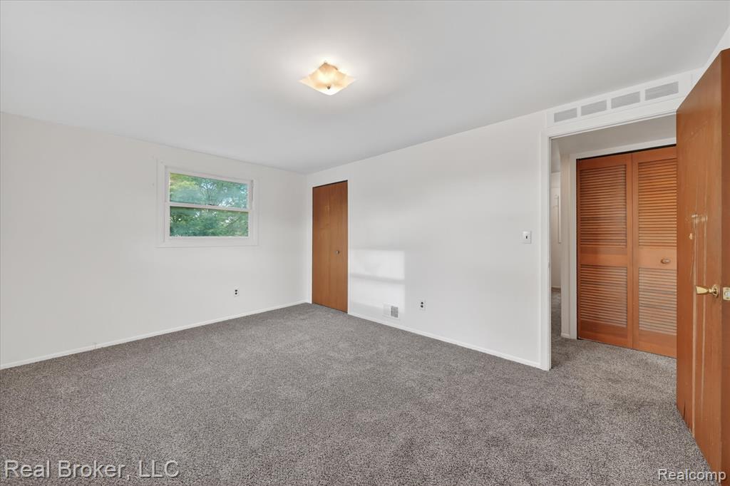 29630 Joy Road Livonia, MI 48150 - Photo 34 of 55 Gallery Image 34