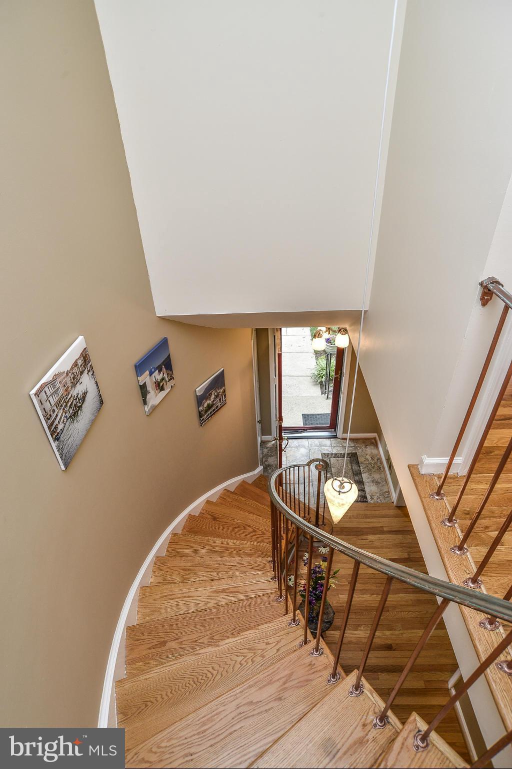 1843 Wainwright Drive Reston, VA 20190 - Photo 16 of 30 Staircase