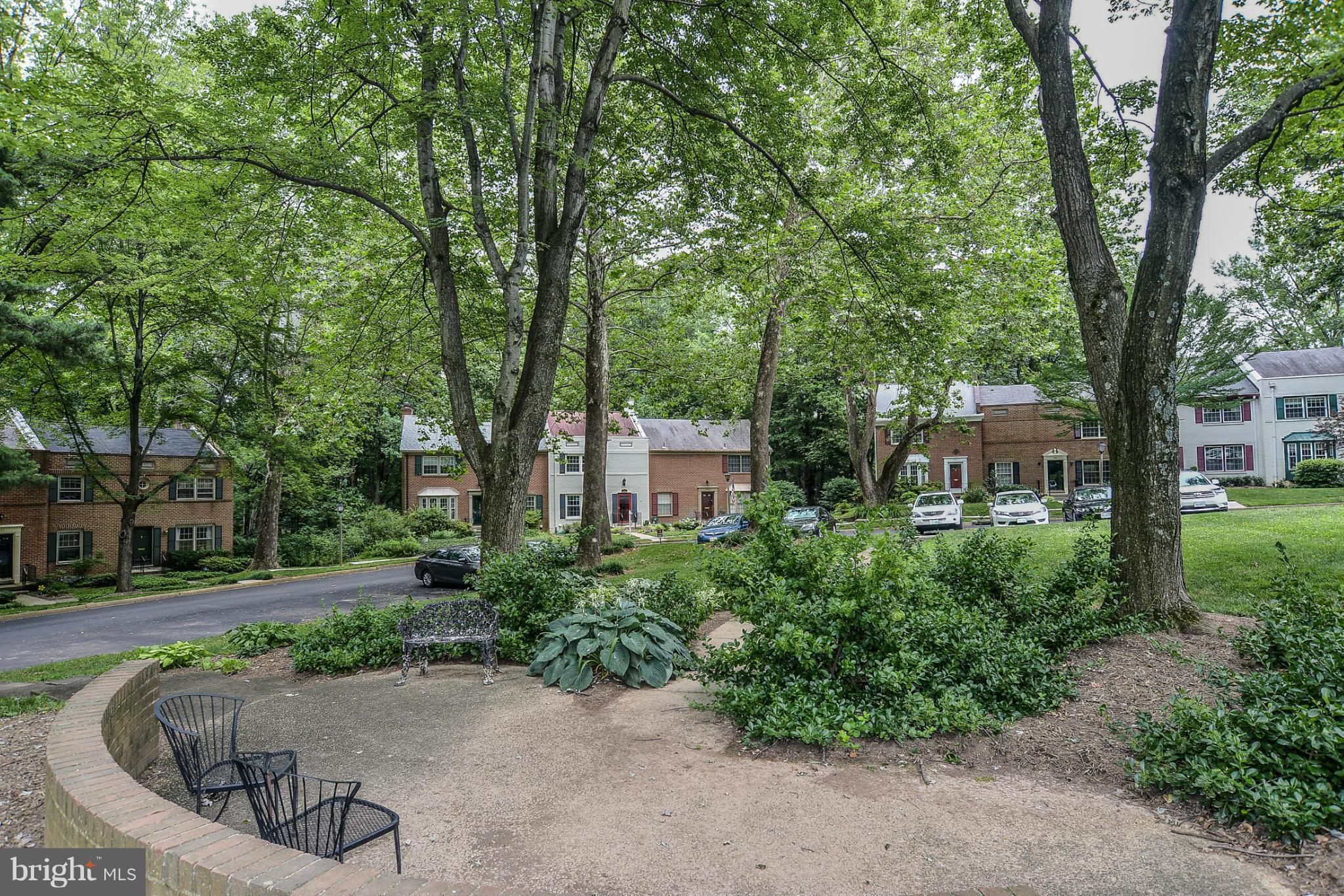 1843 Wainwright Drive Reston, VA 20190 - Photo 26 of 30 Community Square Gathering Spot