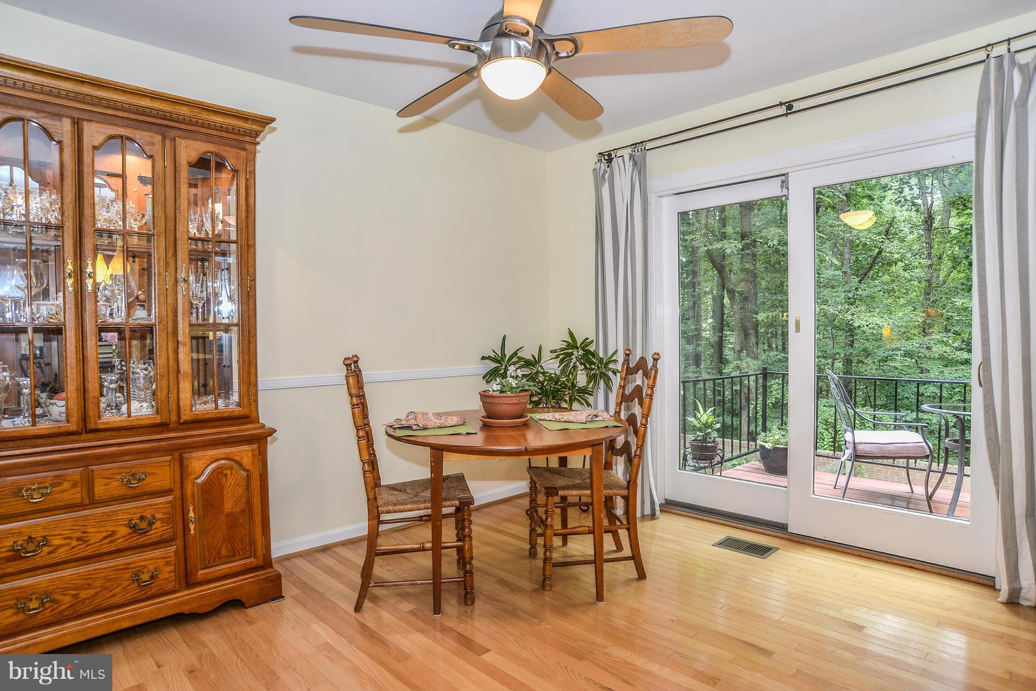 1843 Wainwright Drive Reston, VA 20190 - Photo 5 of 30 Dining Room