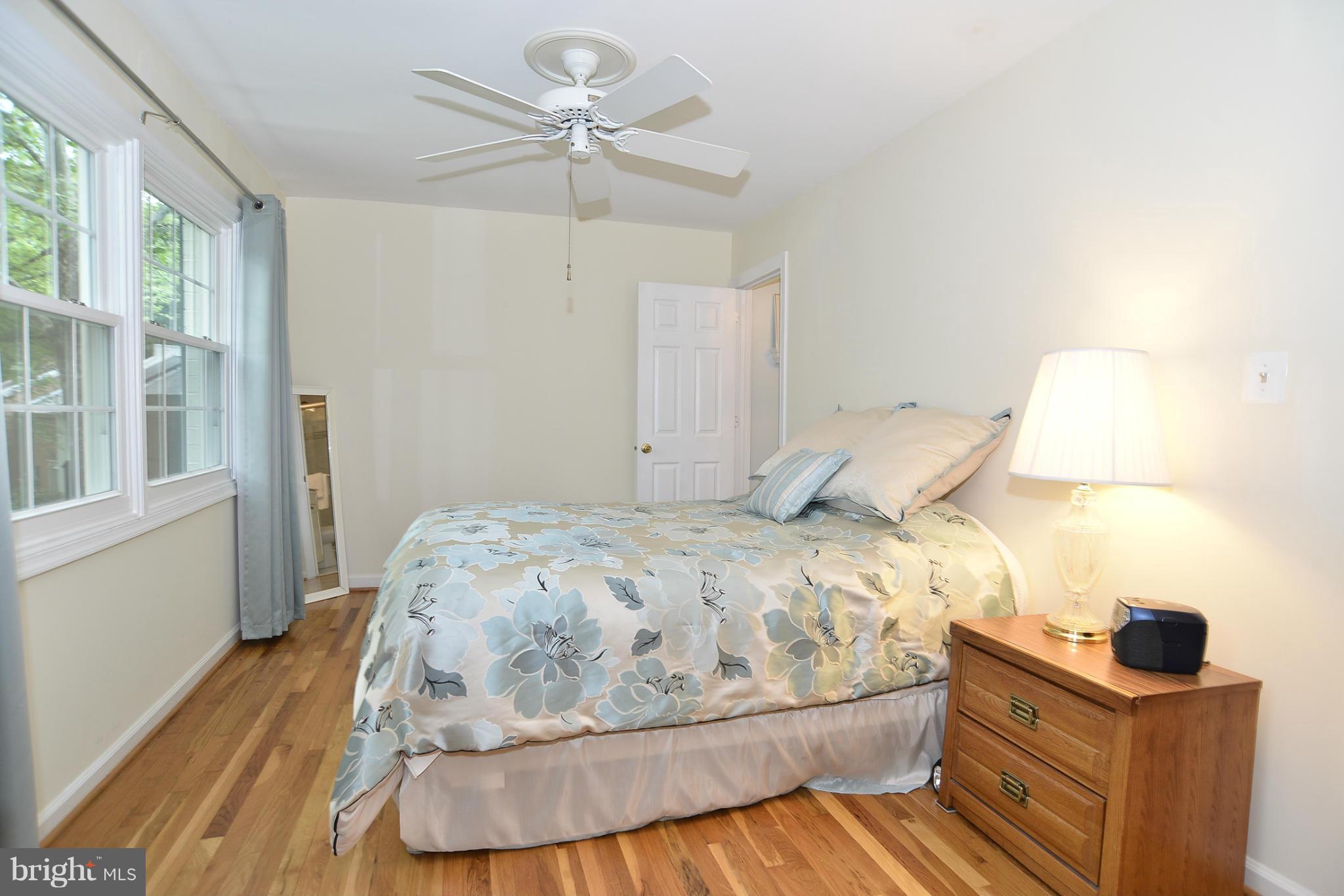 1843 Wainwright Drive Reston, VA 20190 - Photo 10 of 30 Bedroom (Master)