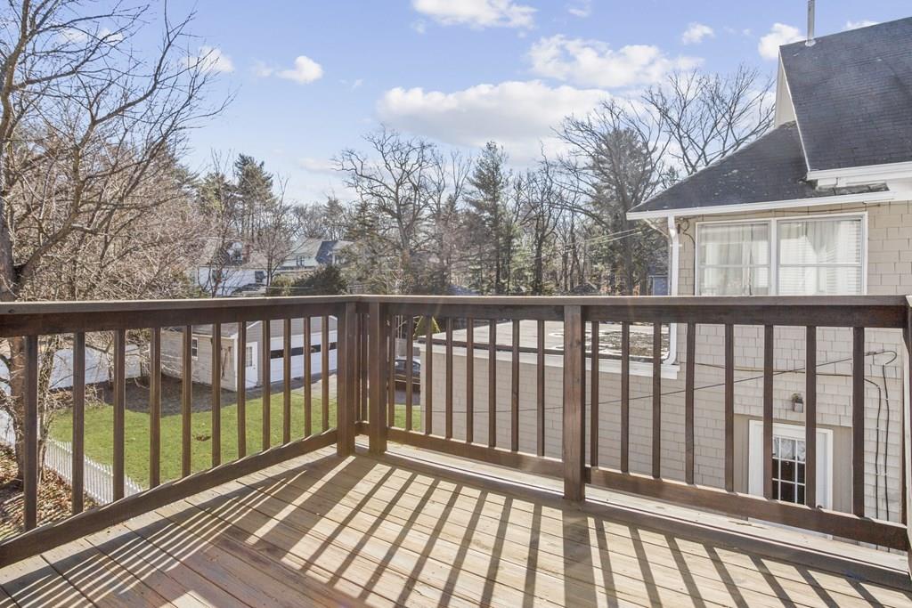 45 Washington Road Springfield, MA 01108 - Photo 18 of 24