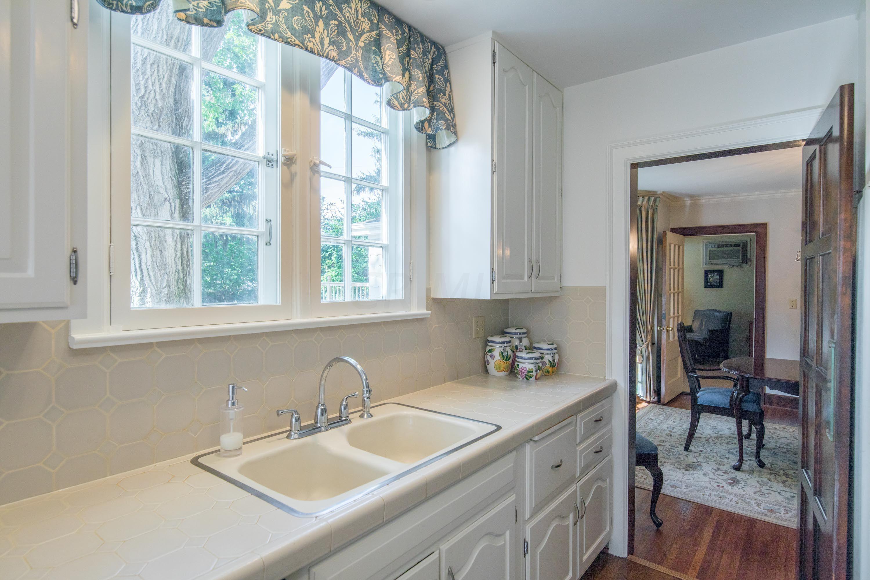 1784 Guilford Road Columbus, OH 43221 - Photo 26 of 66 Gallery Image 26