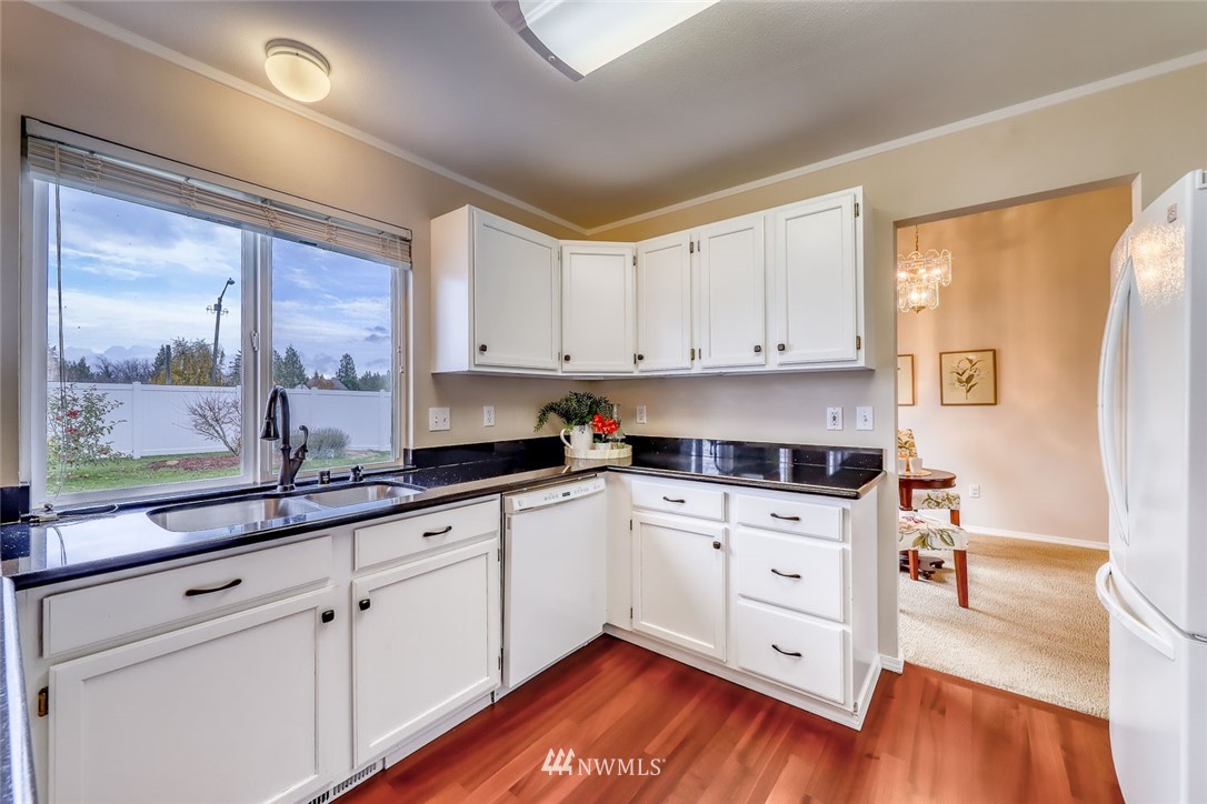 20175 Bue Rund Loop Northeast Poulsbo, WA 98370 - Photo 9 of 36 Gallery Image 9