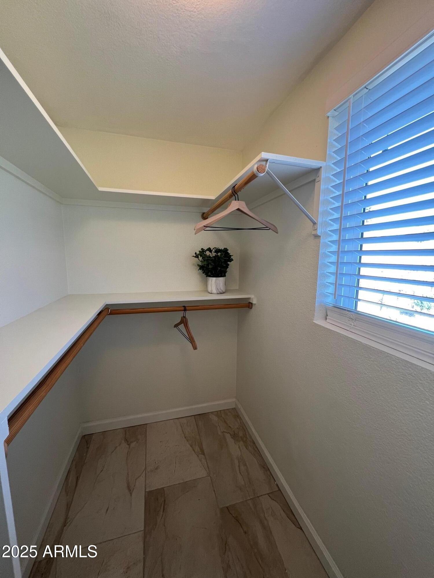 6711 North 14th Place Phoenix, AZ 85014 - Photo 13 of 27 a view of an empty room