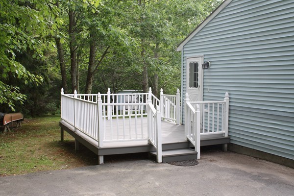 222 Lower Gore Road Webster, MA 01570 - Photo 6 of 30