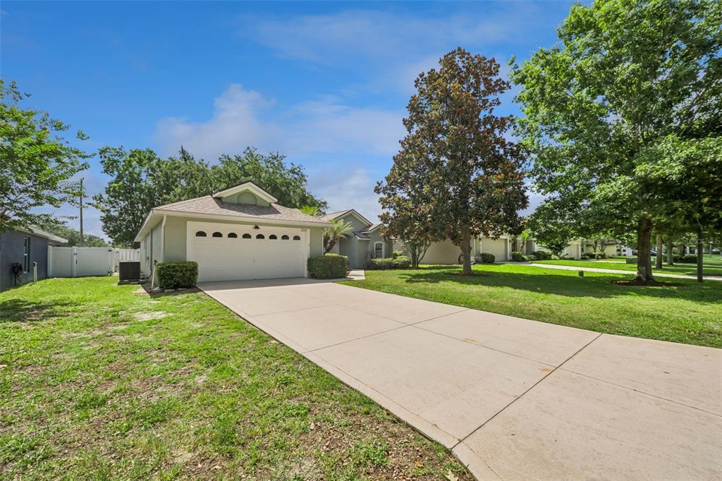 2243 Wolf Ridge Lane Mount Dora, FL 32757 - Photo 9 of 57