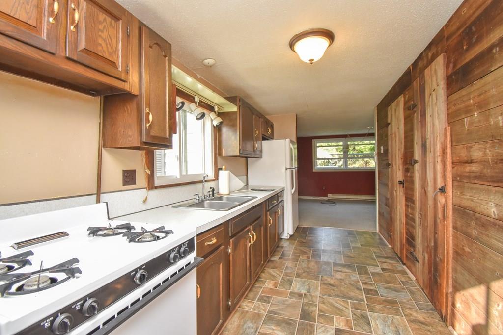 24 Plain Road Hatfield, MA 01038 - Photo 5 of 40 Gallery Image 5