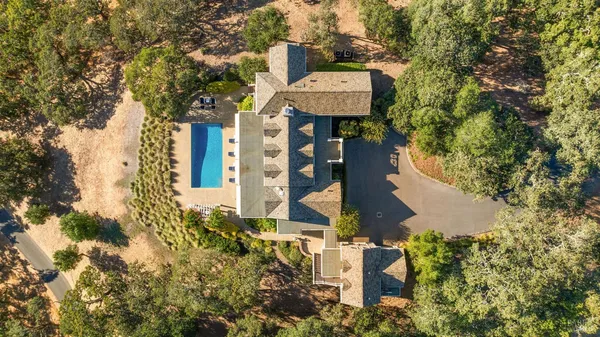 $5,500,000 | 2220 Warm Springs Road, Glen Ellen, CA 95442