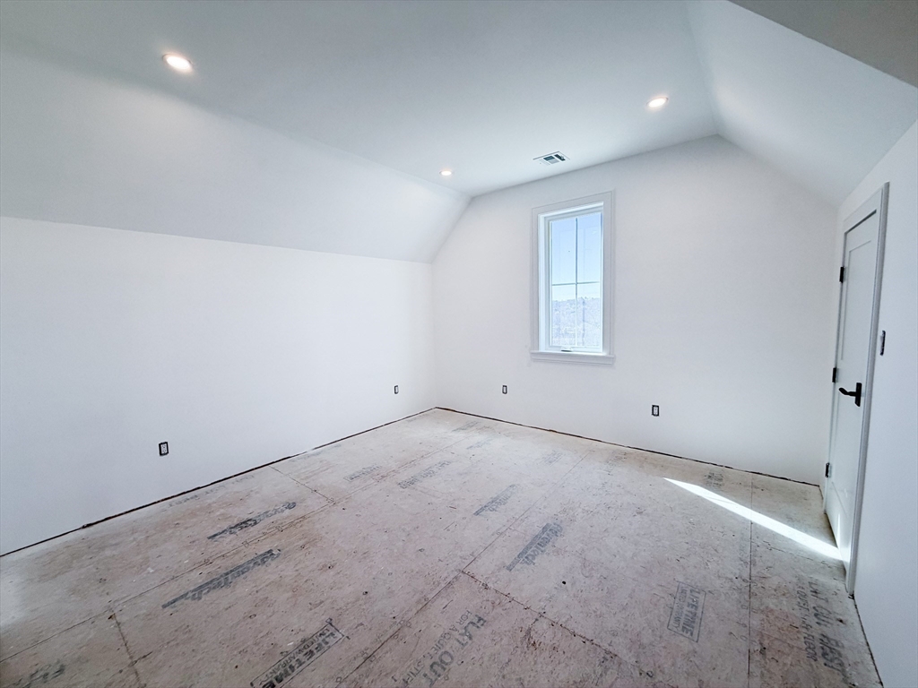 4 Oneil Way Saugus, MA 01906 - Photo 16 of 42