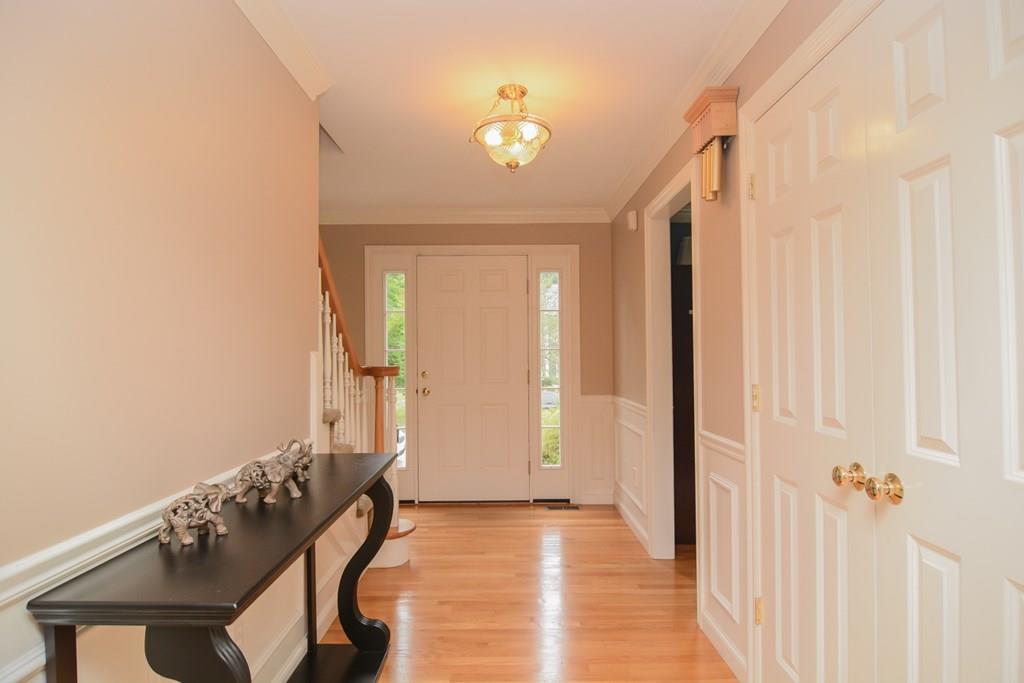 75 Little Pond Road Northborough, MA 01532 - Photo 3 of 42