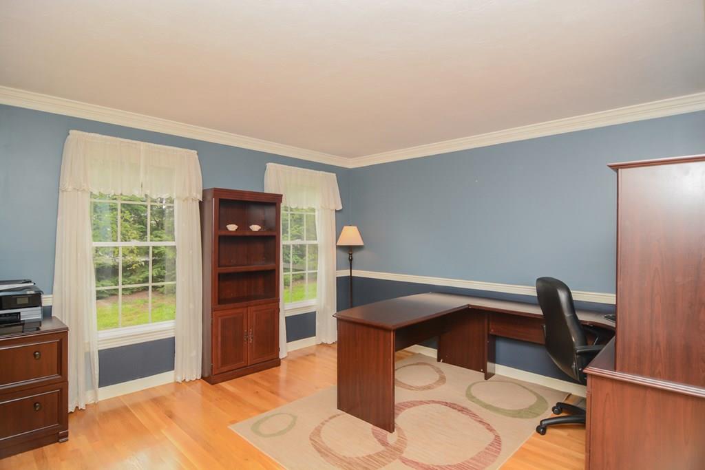 75 Little Pond Road Northborough, MA 01532 - Photo 4 of 42