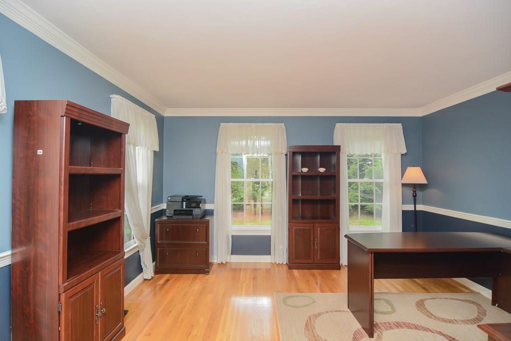 75 Little Pond Road Northborough, MA 01532 - Photo 5 of 42