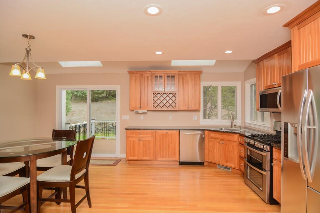 75 Little Pond Road Northborough, MA 01532 - Photo 10 of 42