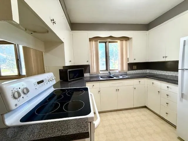 $199,000 | 106 North McPhail Avenue, Caledonia, MN 55921