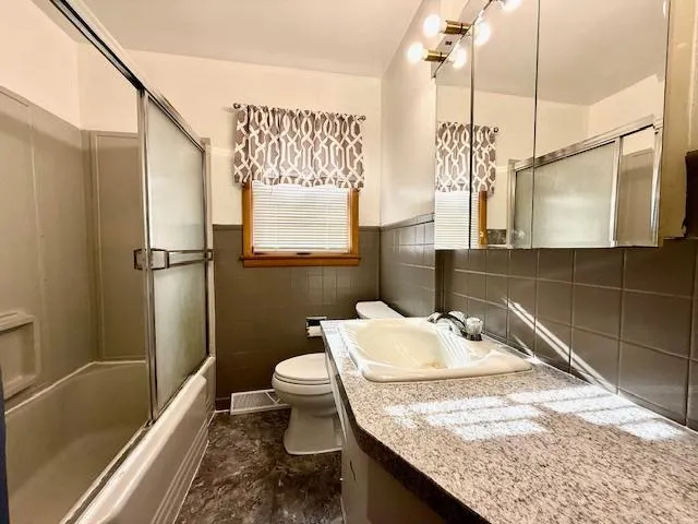 $199,000 | 106 North McPhail Avenue, Caledonia, MN 55921