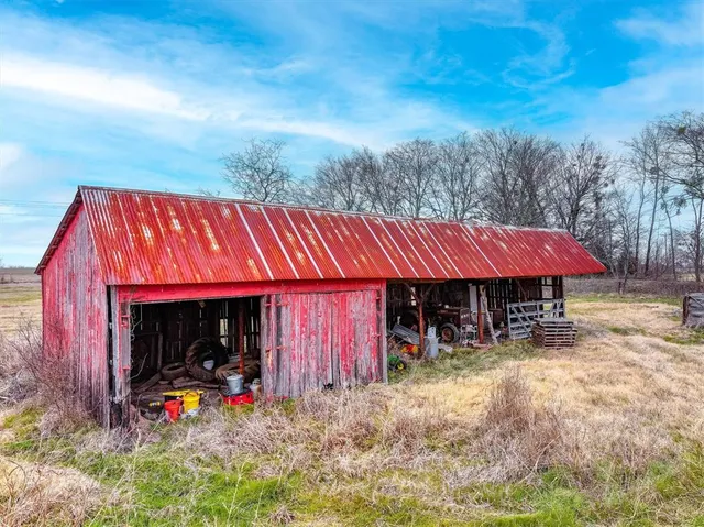 $310,000 | 1 Fm Road, Mabank, TX 75147