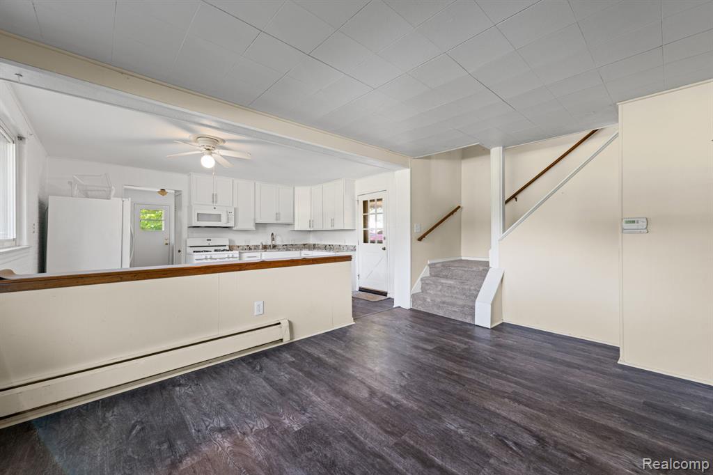 7993 Church Road Grosse Ile, MI 48138 - Photo 5 of 37