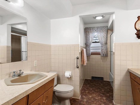 2131 31st Street Two Rivers, WI 54241 - Photo 6 of 10