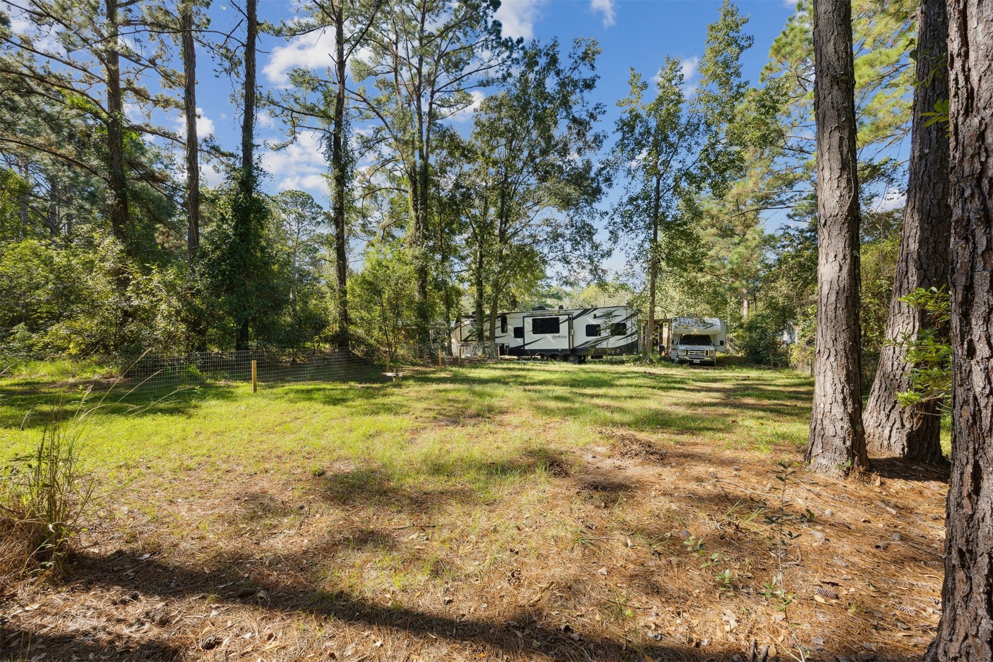15461 Dewanna Road Jacksonville, FL 32218 - Photo 19 of 27 a view of a yard with swimming pool