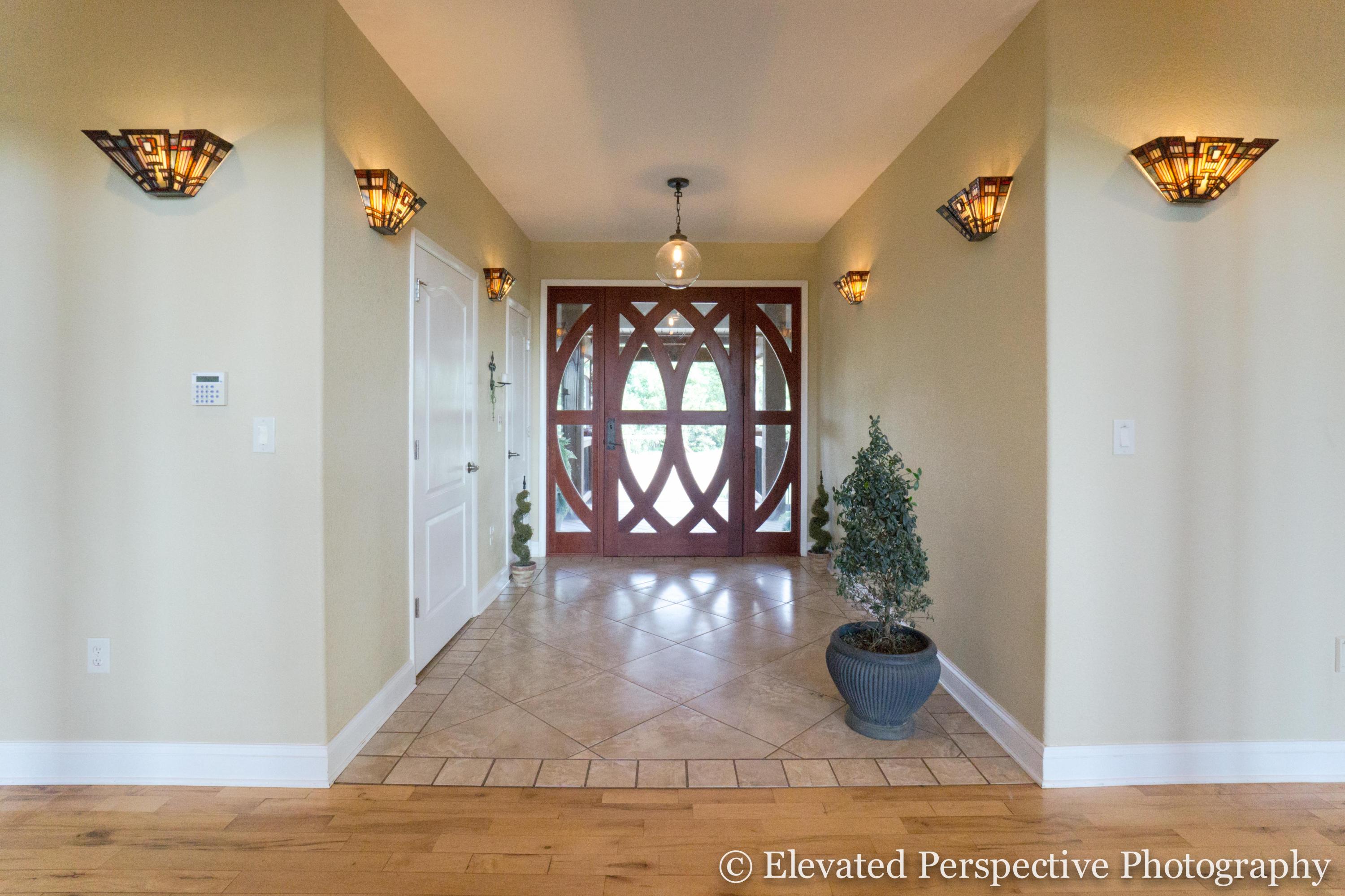 930 Northridge Road Hardy, VA 24101 - Photo 5 of 36 a view of a hallway to a livingroom with furniture