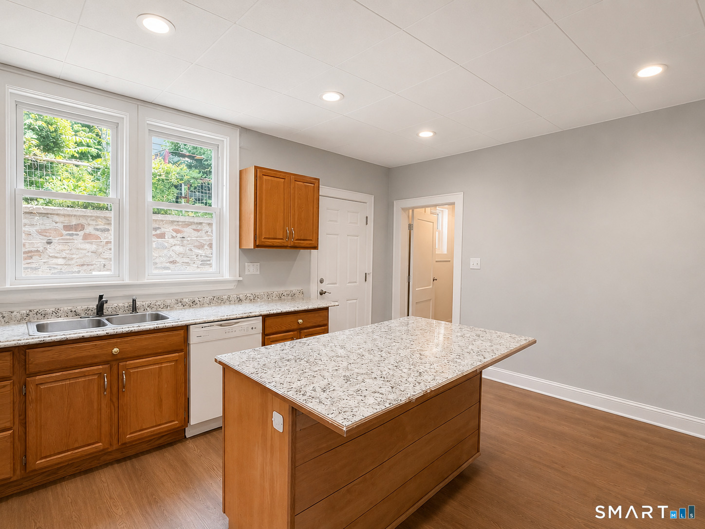 63 Derby Avenue, Unit 1 Derby, CT 06418 - Photo 3 of 15