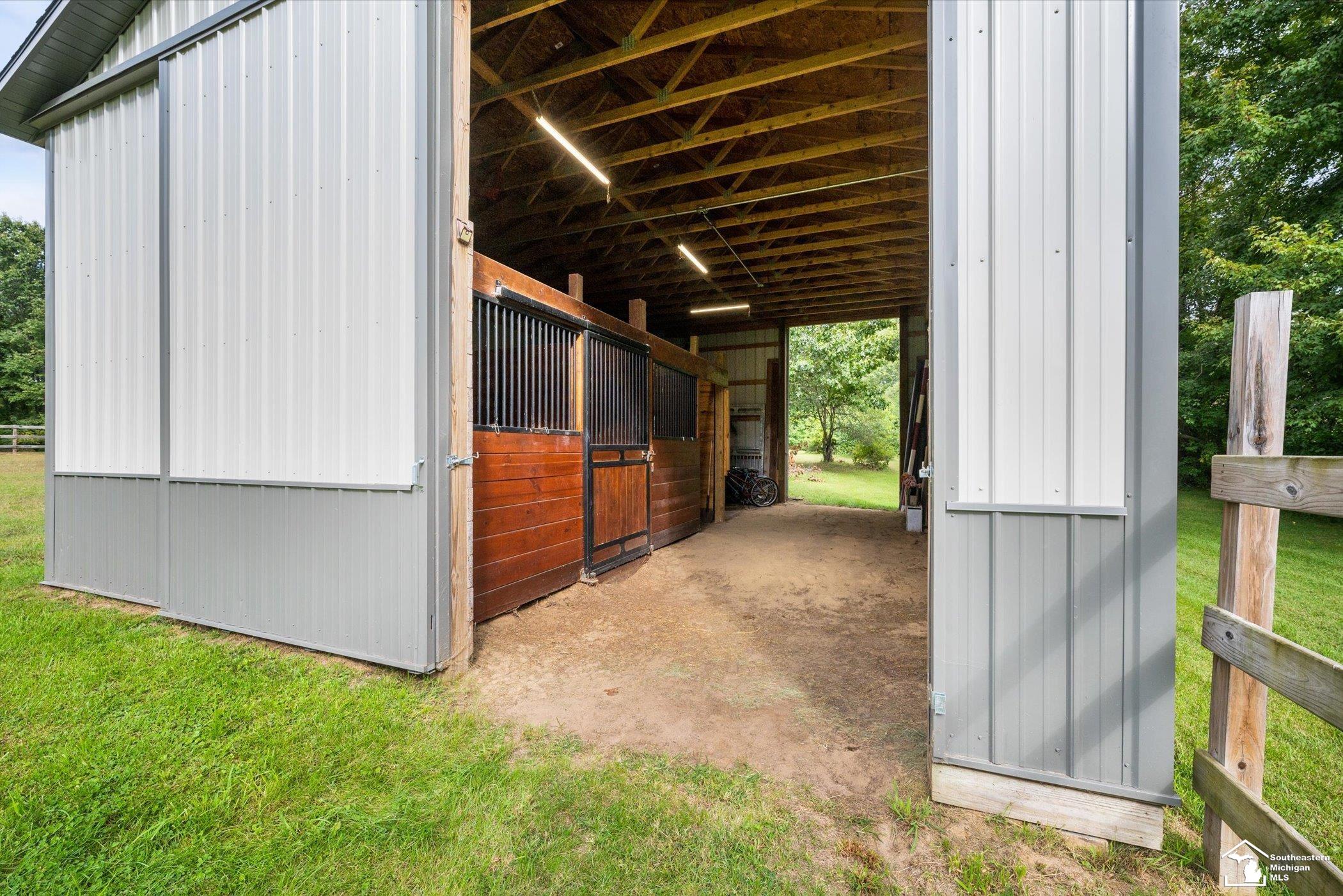 9640 Douglas Road Temperance, MI 48182 - Photo 31 of 51