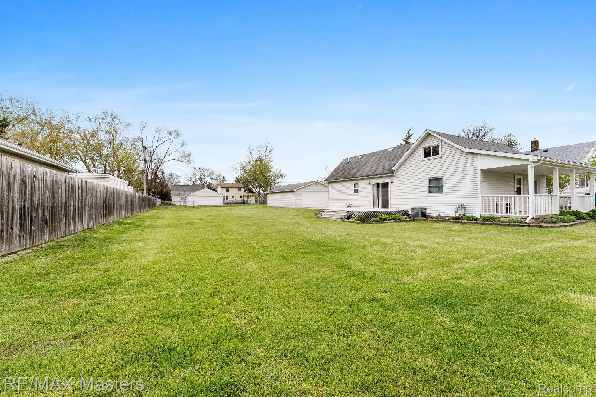 36540 Bismark Road New Boston, MI 48164 - Photo 21 of 25 Double Lot!!