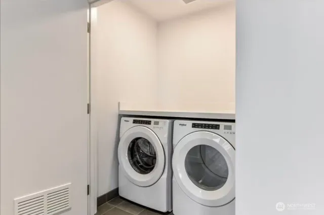 $4,800 | 188 Bellevue Way Northeast, Unit 308, Bellevue, WA 98004