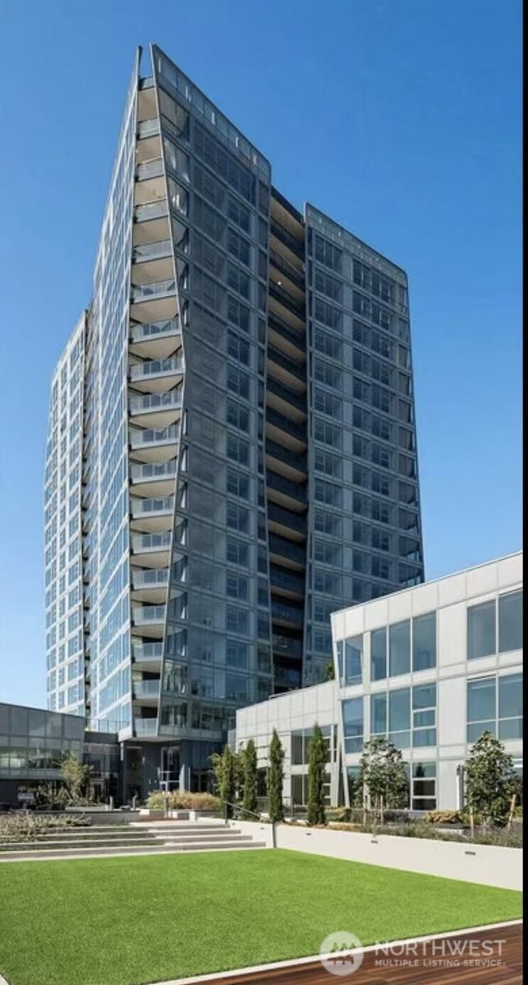 188 Bellevue Way Northeast, Unit 308 Bellevue, WA 98004 - Photo 3 of 19 a front view of a building