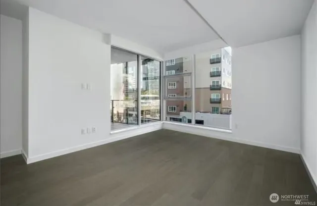 $4,800 | 188 Bellevue Way Northeast, Unit 308, Bellevue, WA 98004