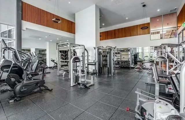 $4,800 | 188 Bellevue Way Northeast, Unit 308, Bellevue, WA 98004